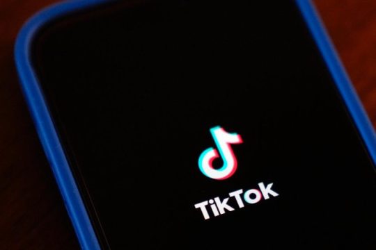 Κρούσματα λογοκρισίας σε περιεχόμενο κατά του Τραμπ στο TikTok με το «καλημέρα»